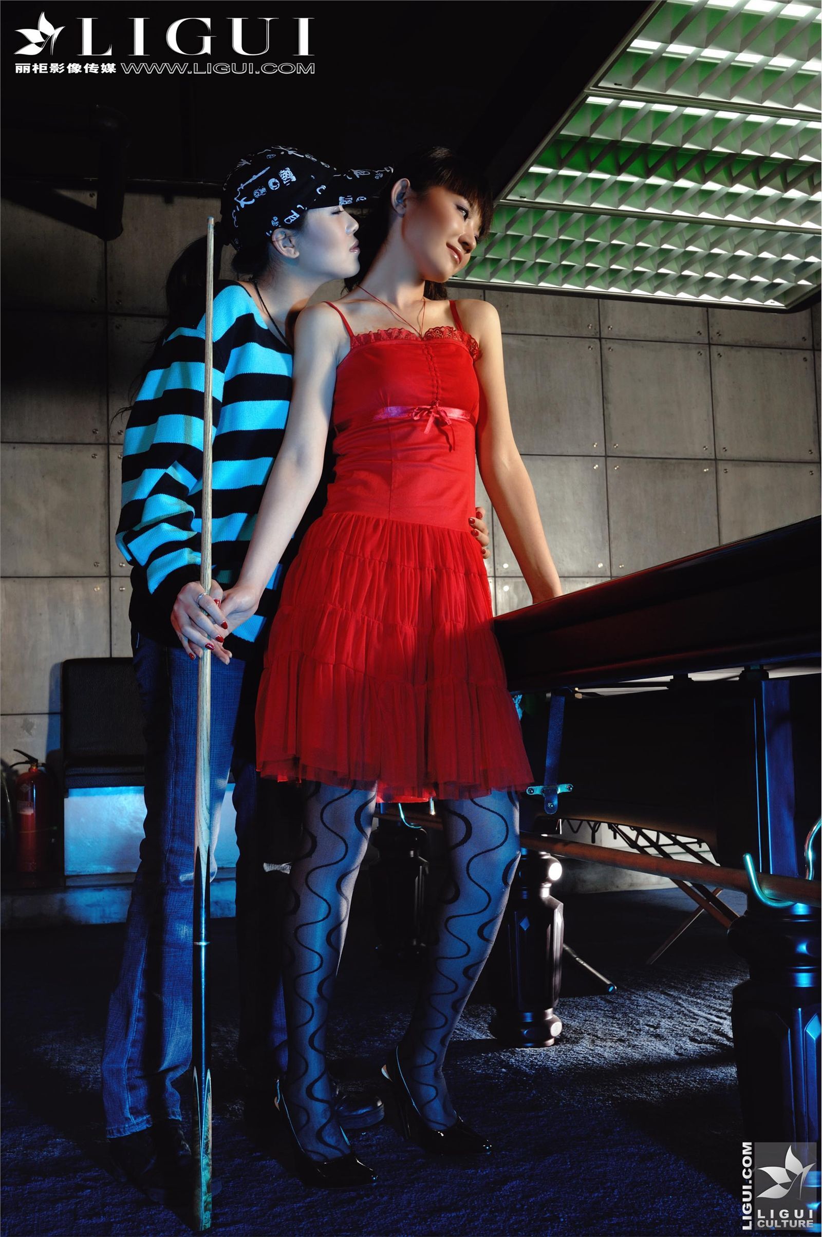 [丽柜vip] [2013.01.02] Model 琳达 性感丝袜美女图片